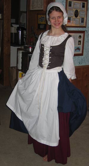 Trestle 2 Treasure :Historic and Evening Dresses: